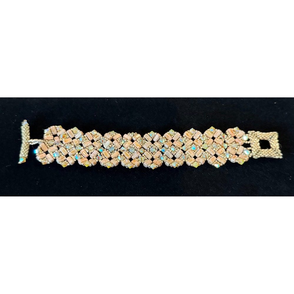 Handmade Women 7" Glass Beaded Toggle Bracelet Tan‎ Blue Iridescent Western Art
